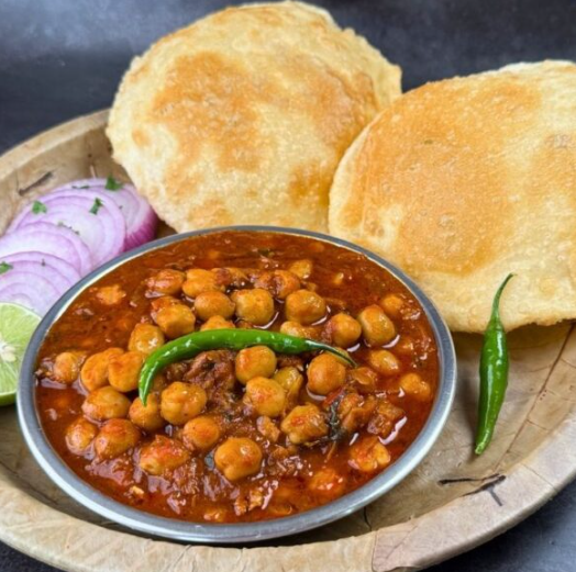 chole bhaturee